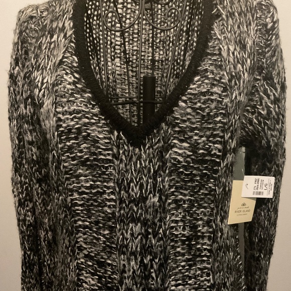 Knitted Tunic by RIVER ISLAND SIZE LARGE - Picture 2 of 8